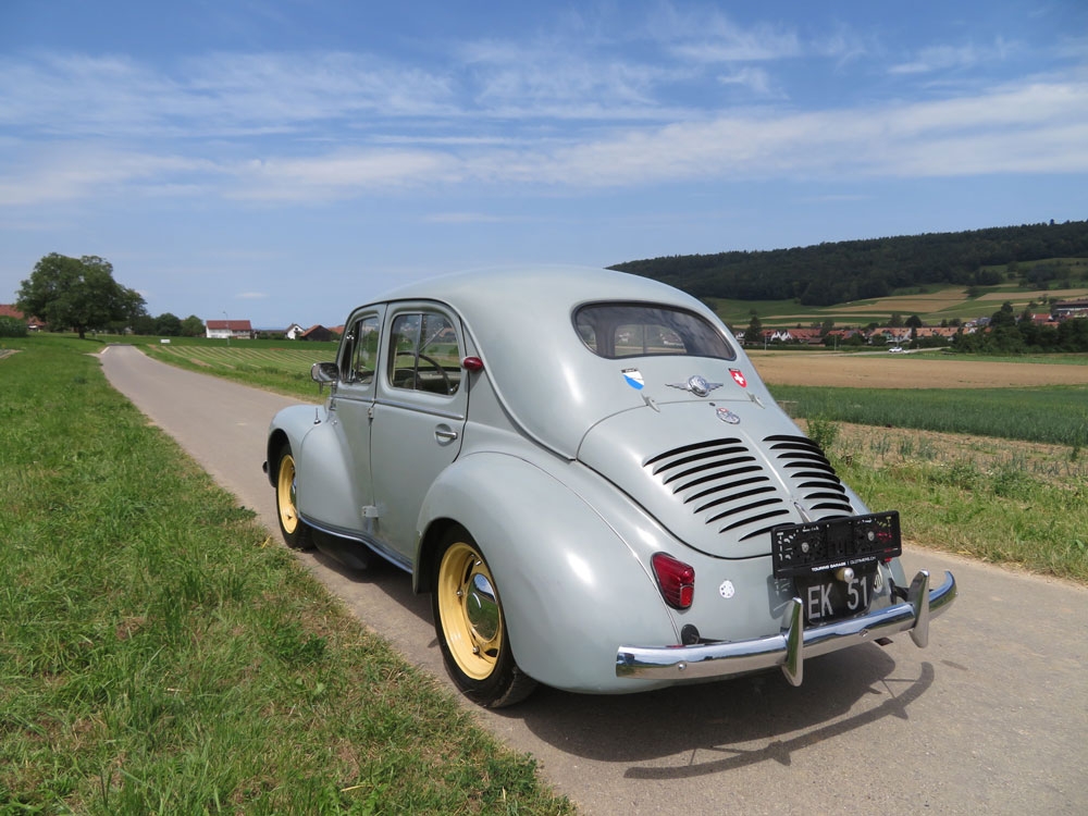 Renault 4 CV Limousine