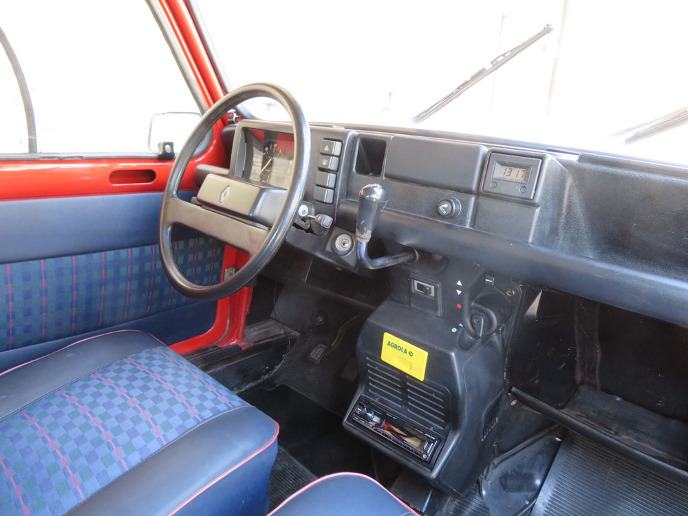 Renault R4 GTL Limousine