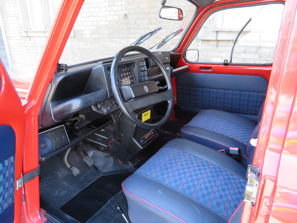 Renault R4 GTL Limousine