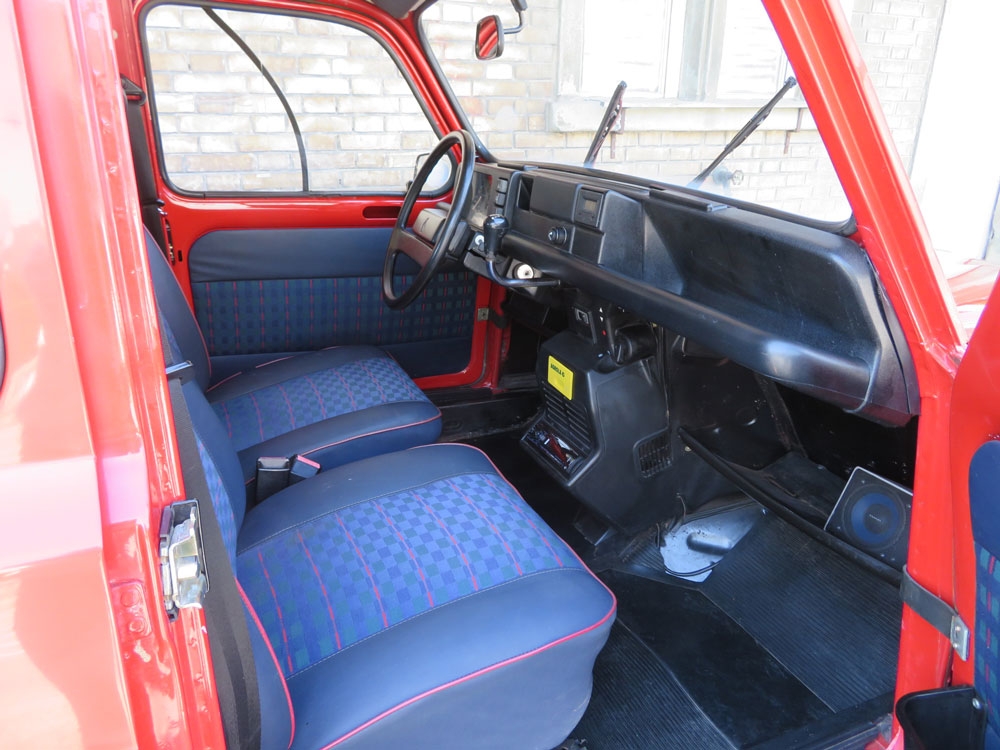 Renault R4 GTL Limousine