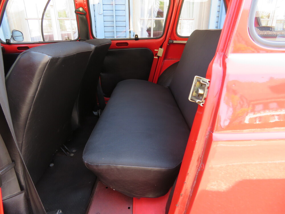 Renault R4 Sinpar (4x4) Limousine