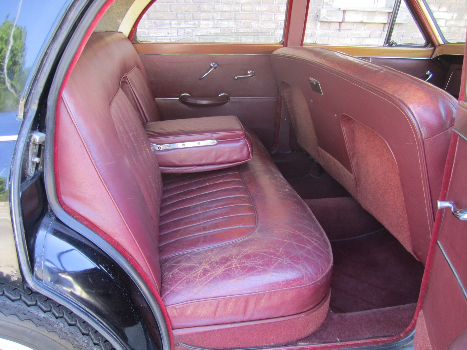 Riley 2.5 L Pathfinder Limousine