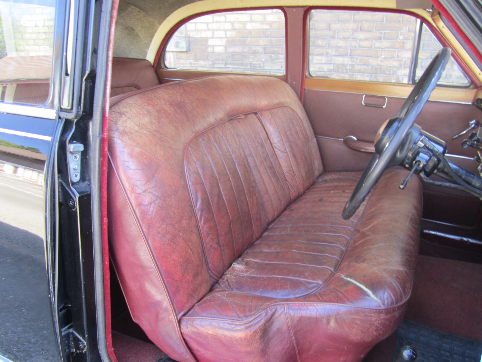 Riley 2.5 L Pathfinder Limousine