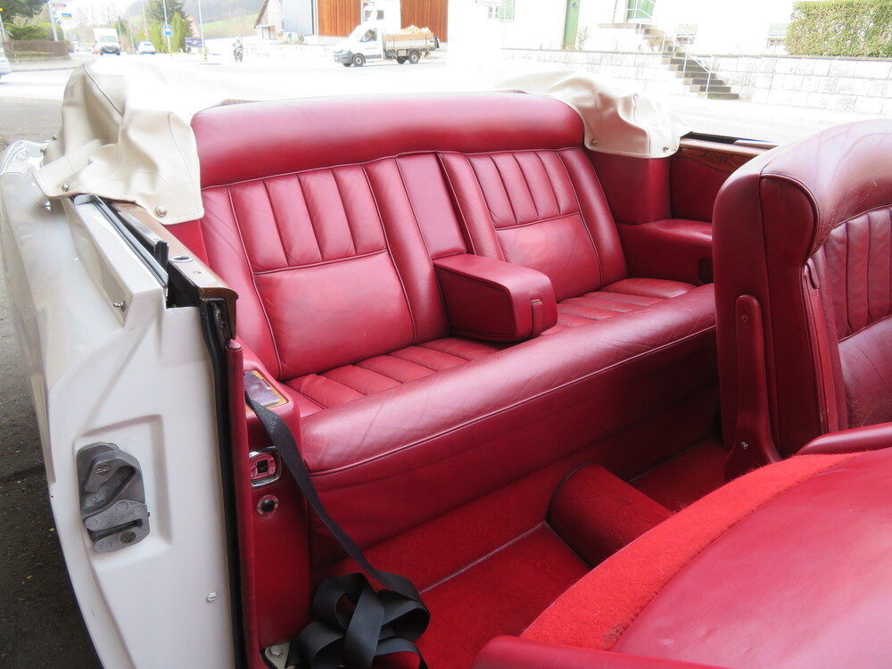 Rolls-Royce Corniche Cabriolet