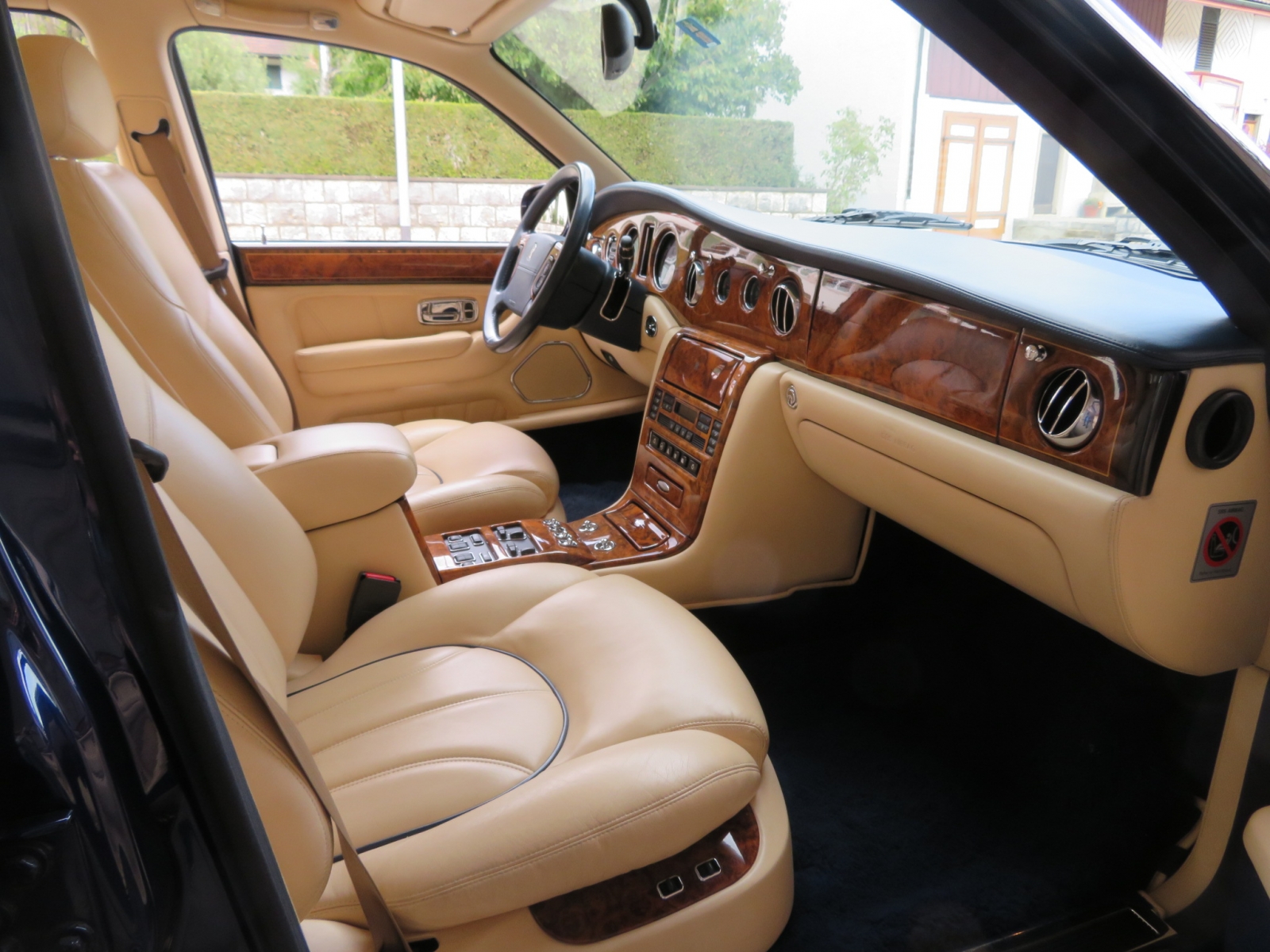 Rolls-Royce Silver Seraph V12 Limousine