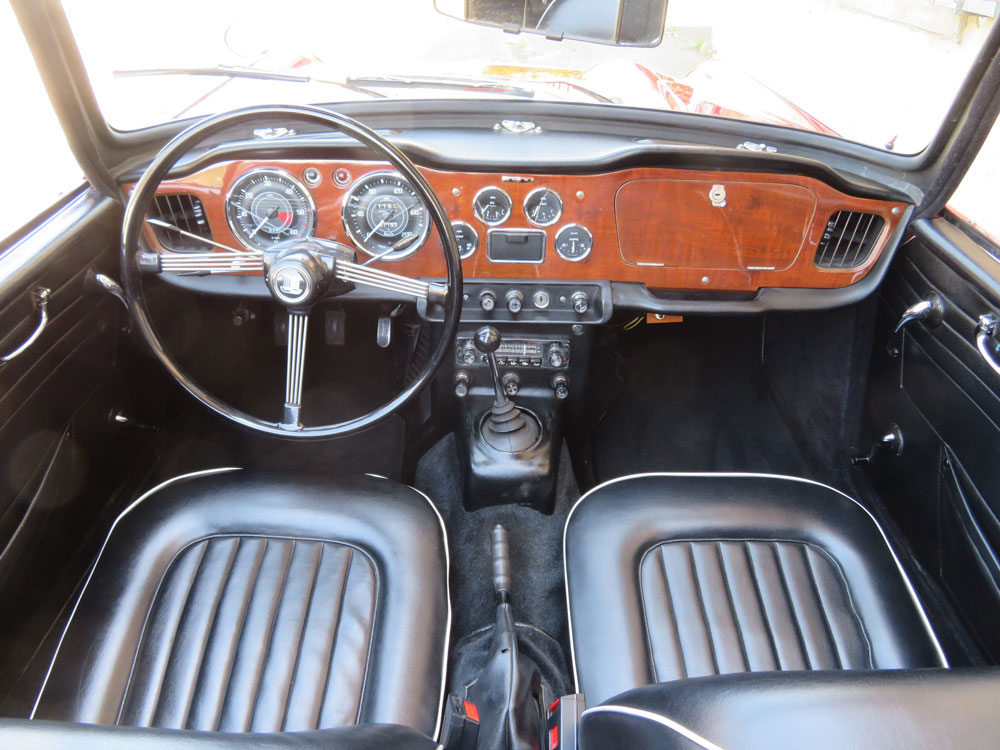 Triumph TR4A IRS Cabriolet