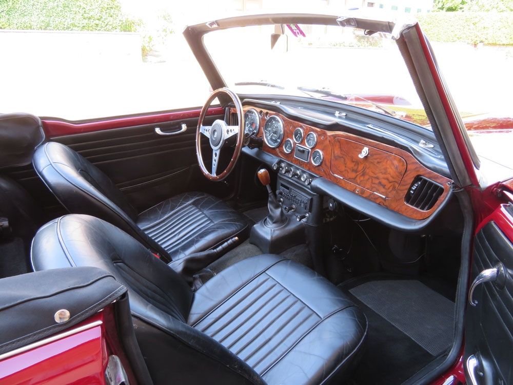 Triumph TR4A IRS Cabriolet