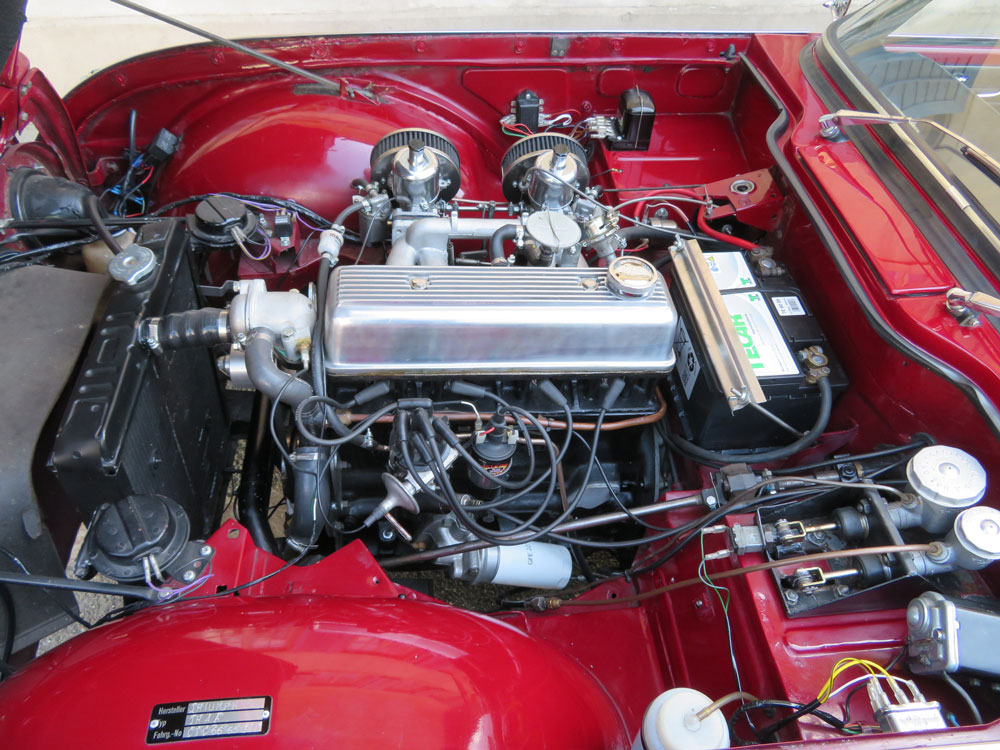 Triumph TR4A IRS Cabriolet