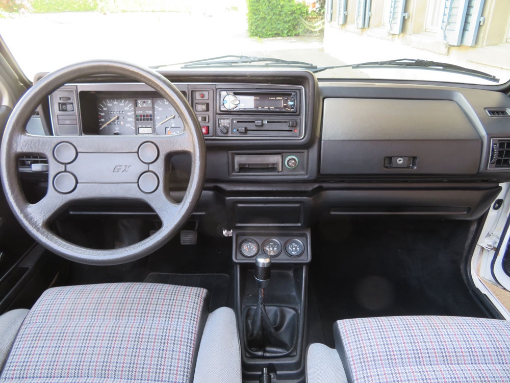 VW Golf 1800 Cabriolet