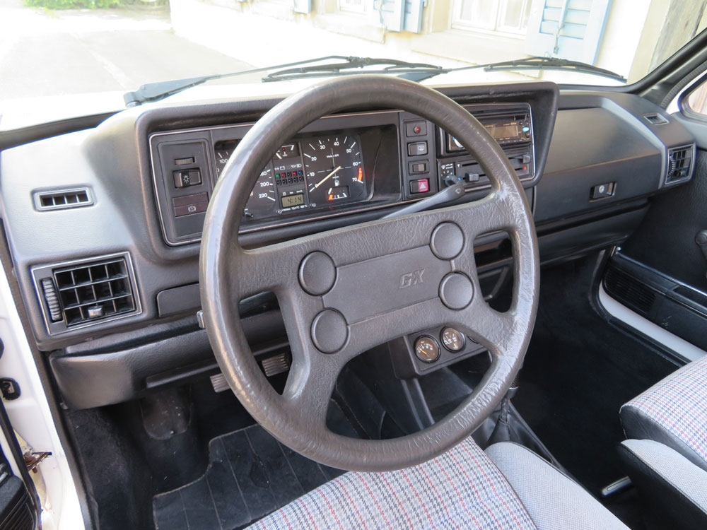 VW Golf 1800 Cabriolet