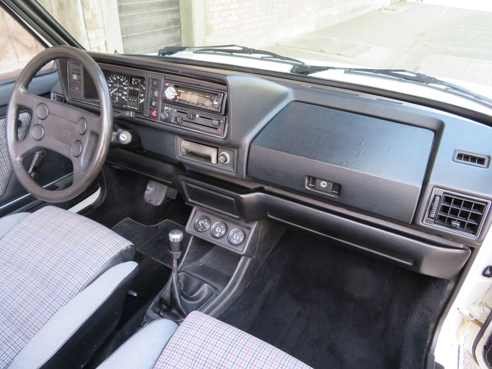 VW Golf 1800 Cabriolet