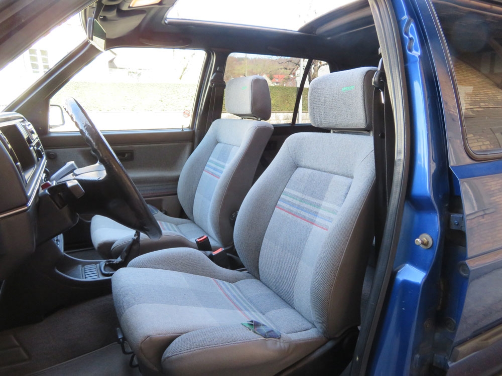 VW Golf Country Limousine