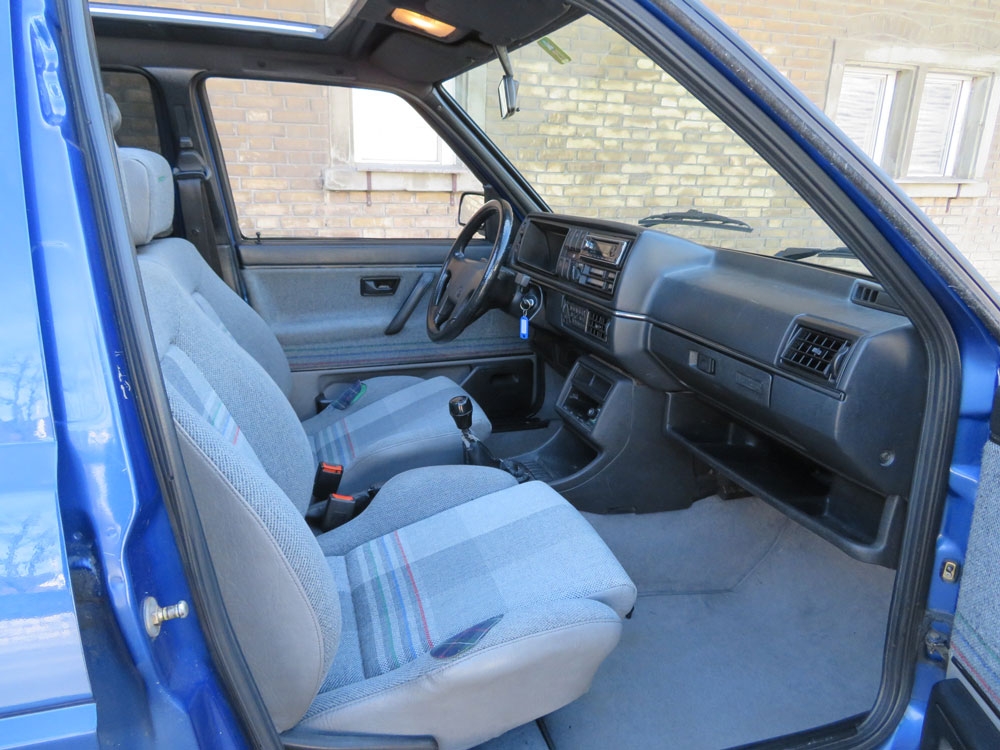 VW Golf Country Limousine