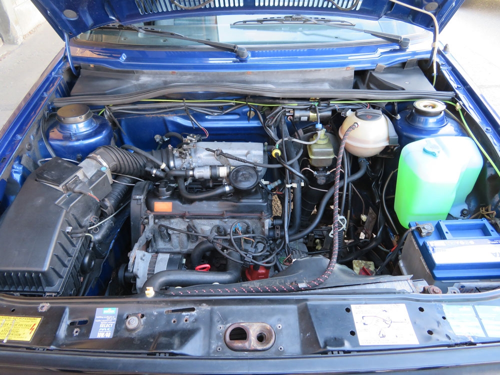 VW Golf Country Limousine