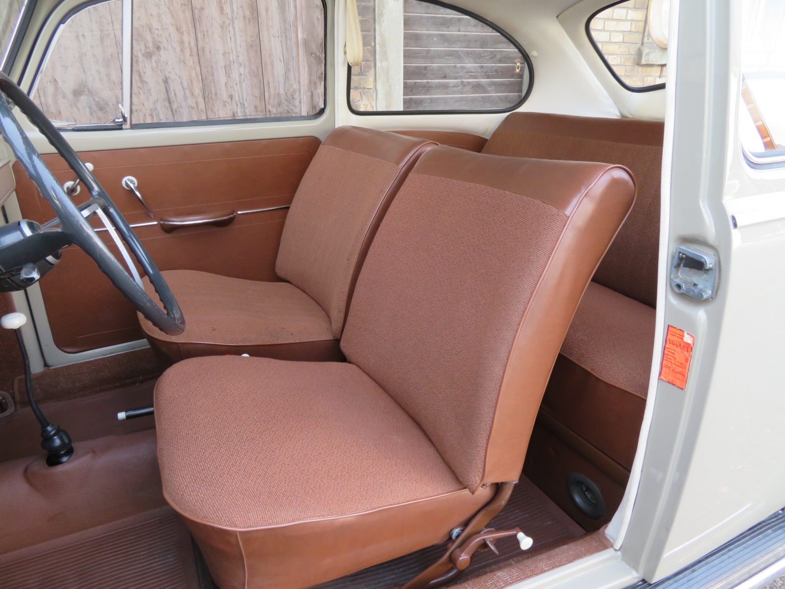 VW Käfer 1300 Limousine