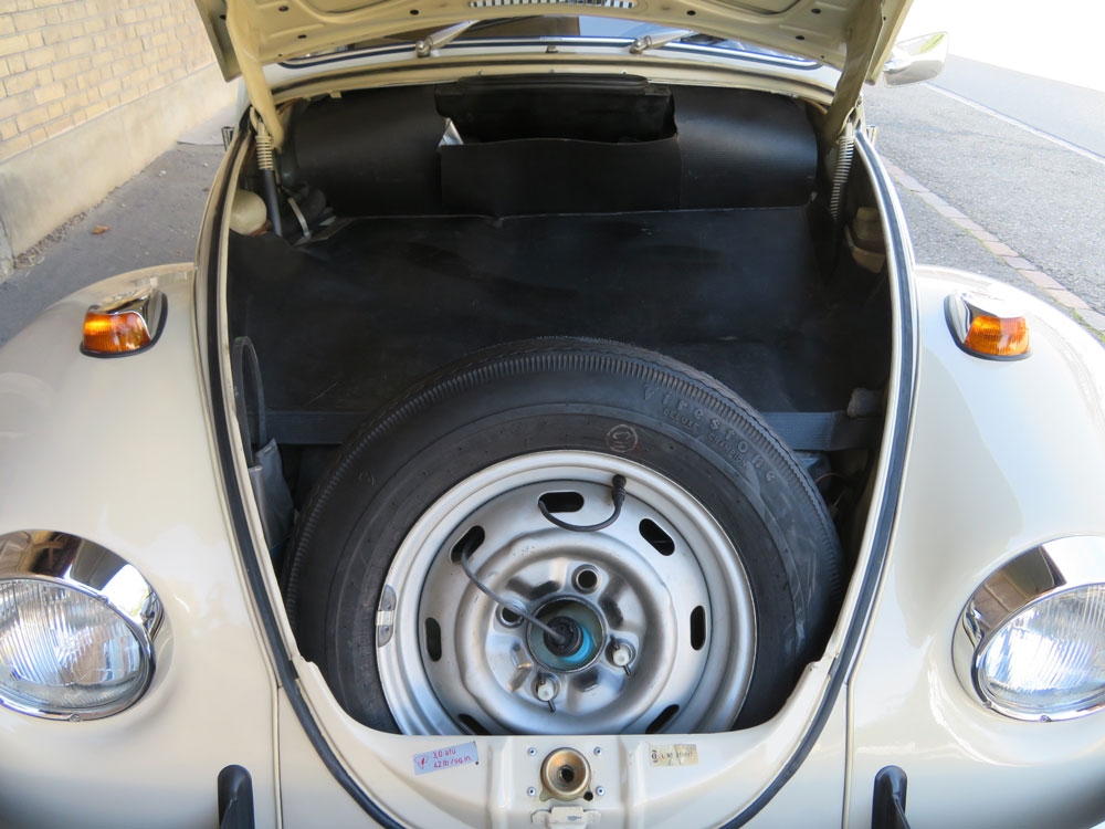 VW Käfer 1300 Limousine