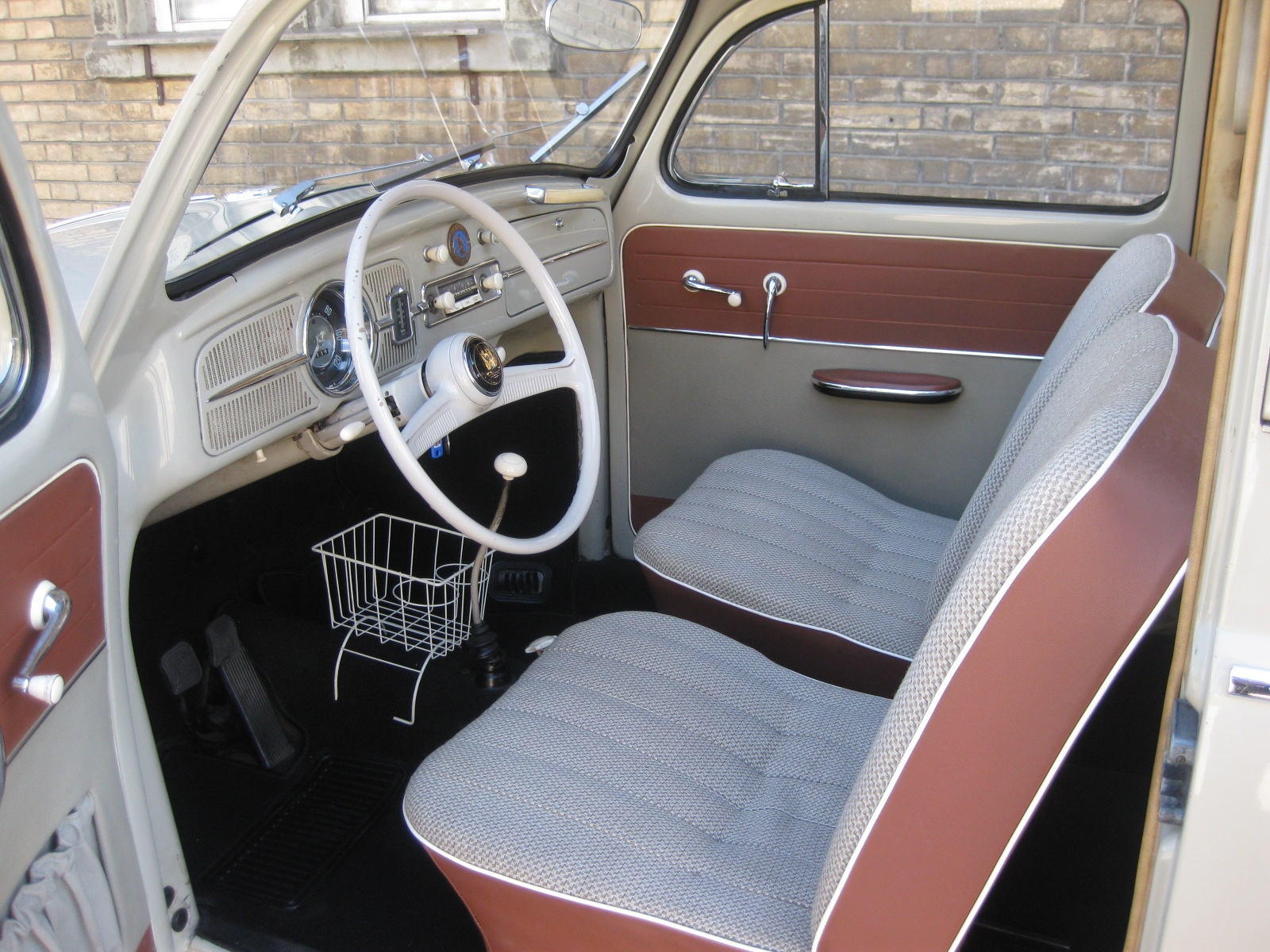 VW Käfer De Luxe Limousine