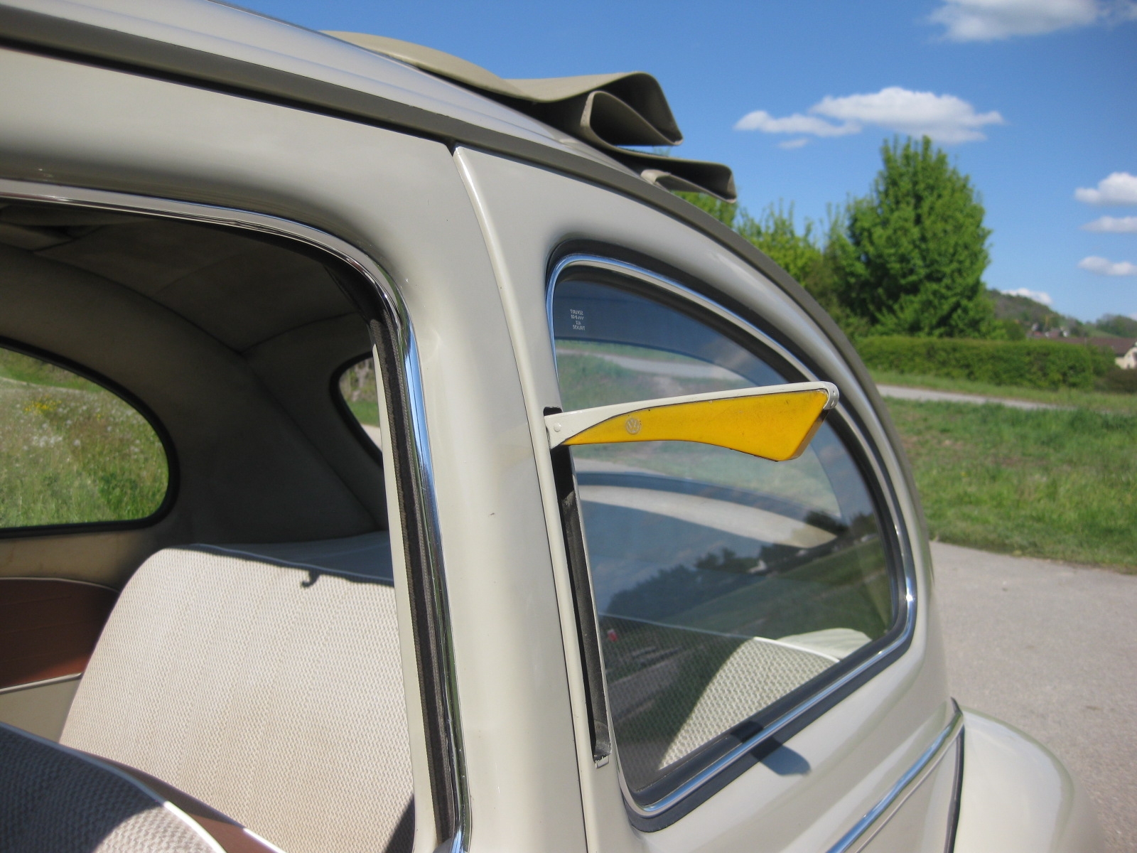 VW Käfer De Luxe Limousine