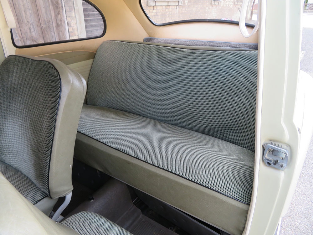 VW Käfer De Luxe Limousine