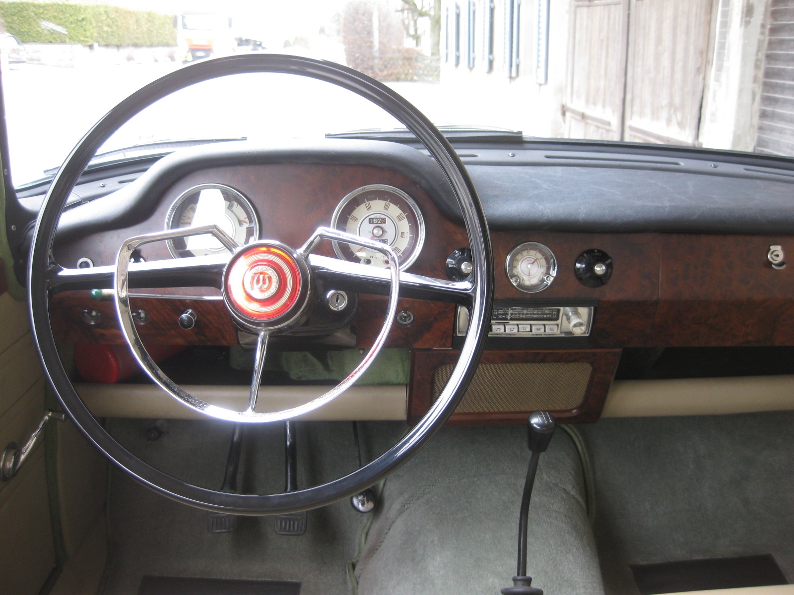 Wolseley 15/60 Limousine