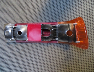 Mercedes-Benz W107 Heckleuchtenglas